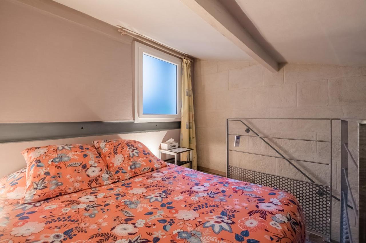 Studio En Duplex-Aircon-Terrasse-Parking-Calme Bordeaux Buitenkant foto